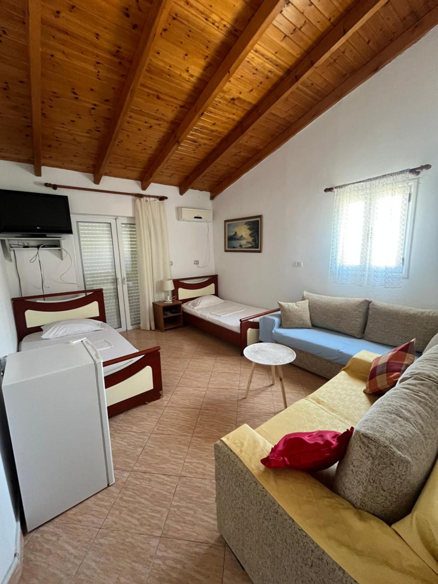 Hotel Portokali هيماري المظهر الخارجي الصورة