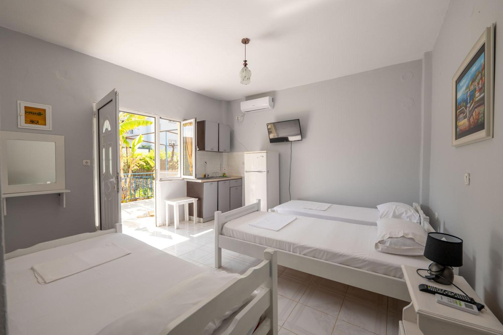 Hotel Portokali هيماري المظهر الخارجي الصورة